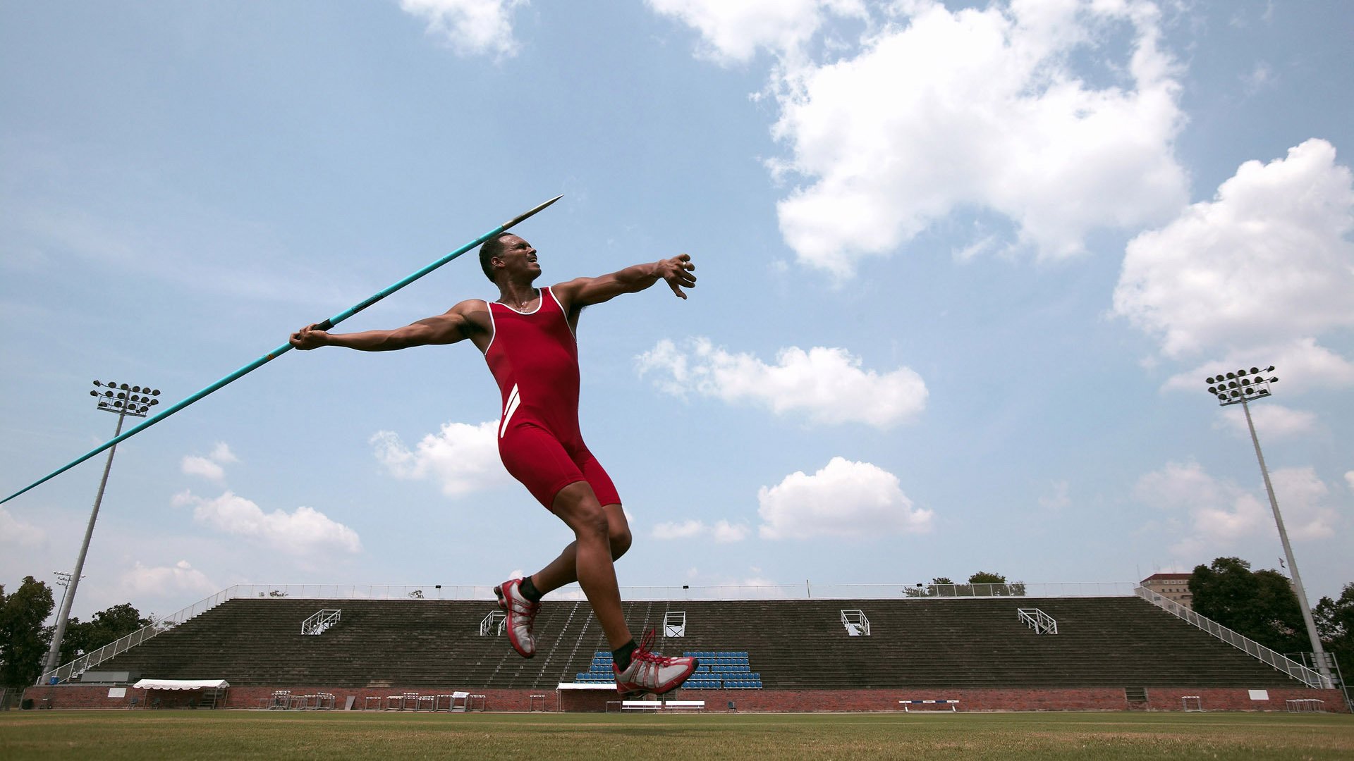 开云体育登陆入口-火箭新训练馆启用AI物理模拟器，提升战术实战感，物理老师模拟火箭