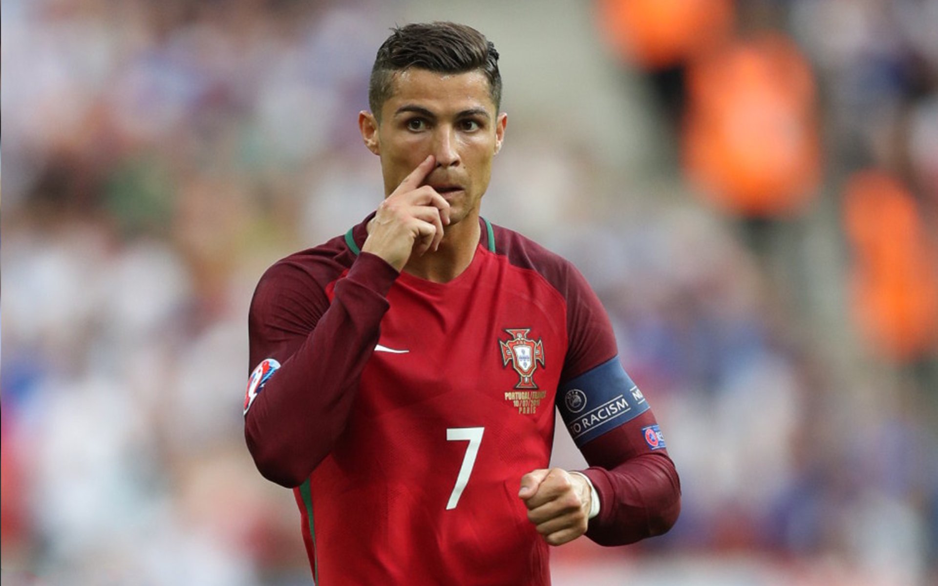 kaiyun.com-赛事媒体报道:用镜头记录每一刻精彩,记者用镜头记录